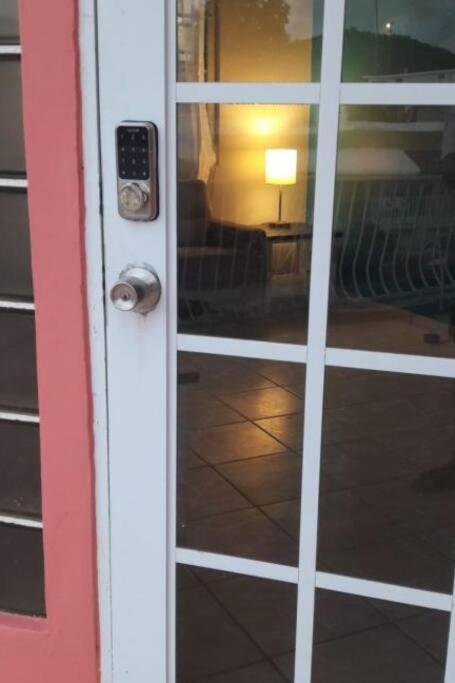 Cozy Cute Home 2Nd Floor Pay At The Property And We Have Many Method Of Payments Just Ask Us Fajardo Exterior photo